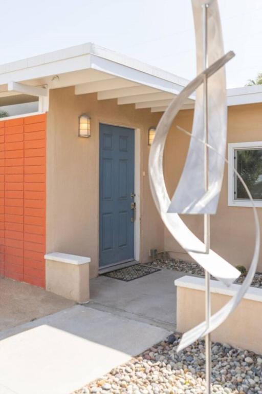 Mid-Century Modern Home W- Pool - Walk To El Paseo Palm Desert Exterior photo